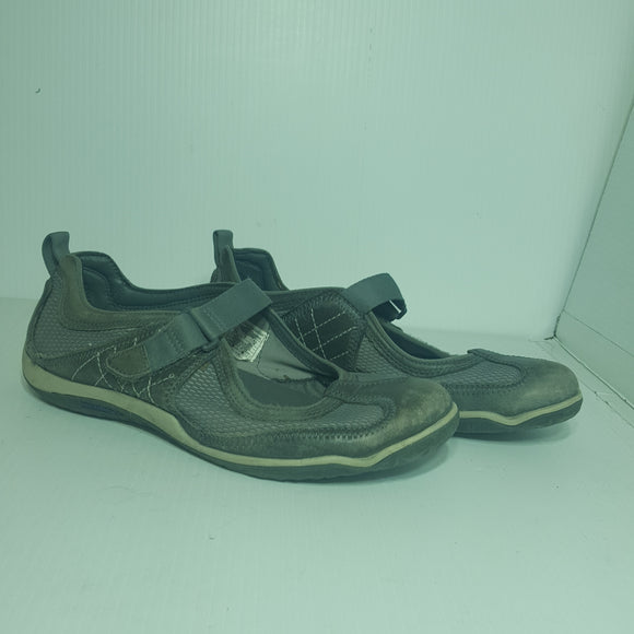 Merrell Womens Hiking Sandals - Size 8.5 US - Pre-owned - DLZH8A