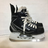 CCM Junior Rib XT Hockey Skates - Size 3 - Pre-owned - K1UR6X