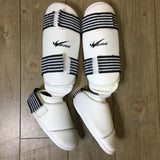 Mudo Kids Taekwondo Shin & Full Instep Guards - Size Small - Pre-owned - K86SDH