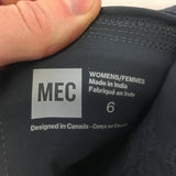 MEC Women Hiking shoirts - Size 6 - Pre-Owned - L3PNZH