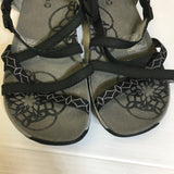 Merrell Women Sandals - Size 8 - Pre-Owned - LU26CR