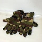Thinsulate Adult 40 Gram Fleece Gloves - Size Medium - Pre-owned - 3TAXZU