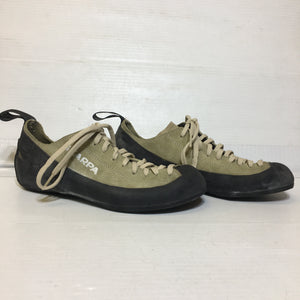 Scarpa Womens XS Grip Climbing Shoes - Size 6 - Pre-owned - 44TX1J