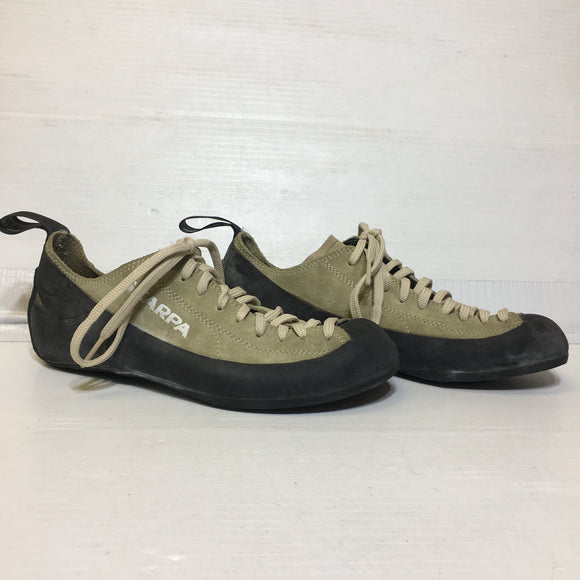 Scarpa Womens XS Grip Climbing Shoes - Size 6 - Pre-owned - 44TX1J