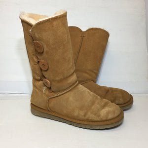 Ugg Women Winter Boots - Size 10 - Pre-Owned - 4RNBER