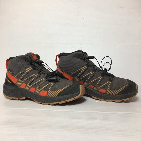 Salomon Kids Mid XA Pro Hiking Boots - Size 5 - Pe-owned - AWBFGW