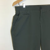 Under Armour Women's Fitted Golf Pants - Size 6 - Pre-Owned - C4C949