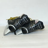 CCM Kids Tacks 9040 Hockey Skates - Size 1 - Pre-Owned - J4TFDP