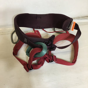 Black Diamond Momentum Kid's Climbing Harness - Pre-owned - KCAY87