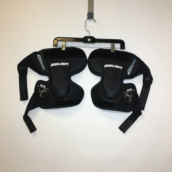 Bauer Knee Pads - Size: Jr. - Pre - Owned - KDWDYE