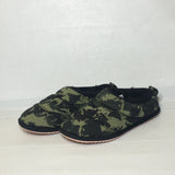 Women's Camo Slippers - Size 5 - Pre-Owned - LSB3BA