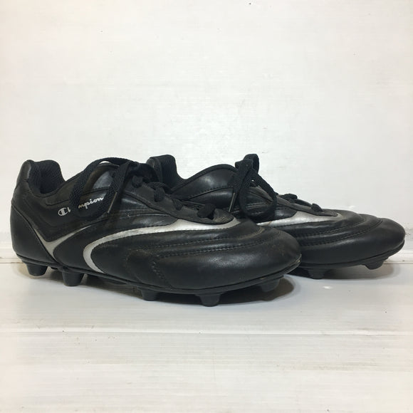 Champion Outdoor Soccer Cleats - Size 4.5 Y  - Pre-Owned - RVX83U