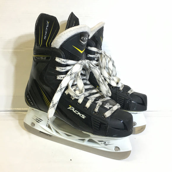 CCM Tacks 4052 Kids Hockey Skates - Size 5Y - Pre-Owned - U5QT28
