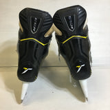 CCM Tacks 4052 Kids Hockey Skates - Size 5Y - Pre-Owned - U5QT28