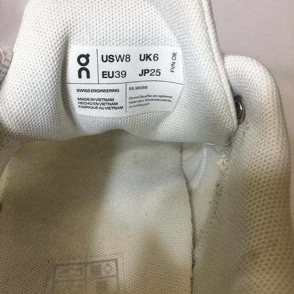 ON Could Tec Men Sneaker -Size 8 - Pre-Owned - UN11AC