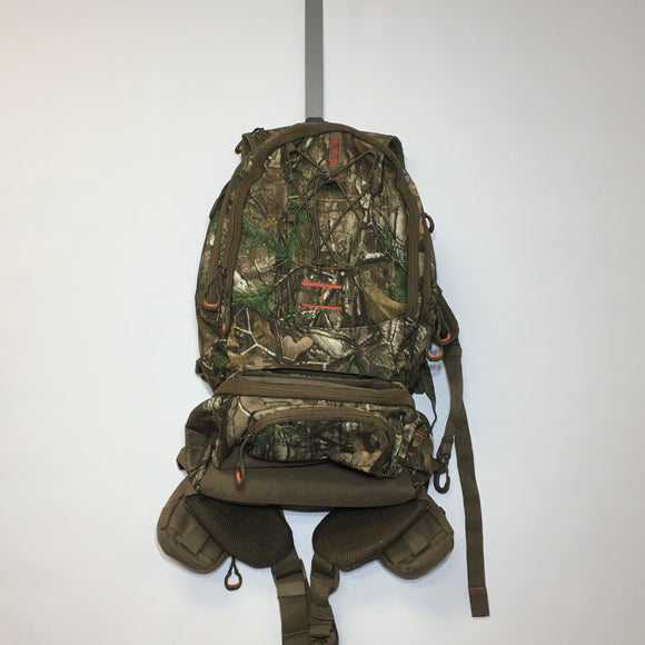 Red Head Deer Trail Hunting Pack - Size 35L - Pre-Owned - ZXFD8Q