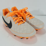 Nike Youth Outdoor Soccer Cleats - Size 5.5Y - Pre-Owned 6RXQT8