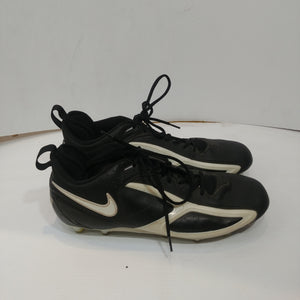 Nike Soccer Cleats - Men's 14 - Pre-owned (Z10588-B21)